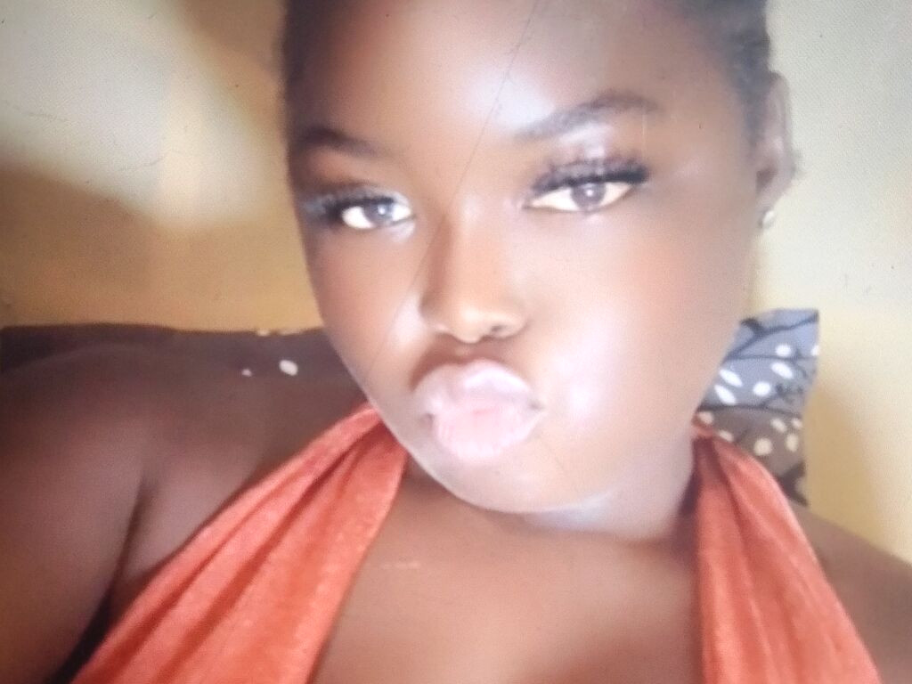 MartinezMelanie nude cam model profile photo