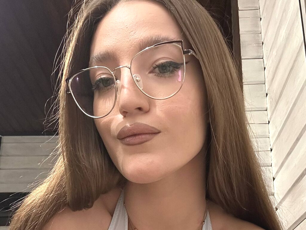 MaryannLiquori nude cam model profile photo