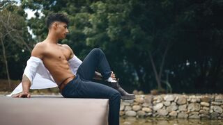 MaximoRomano 23 male strip related cam model profile
