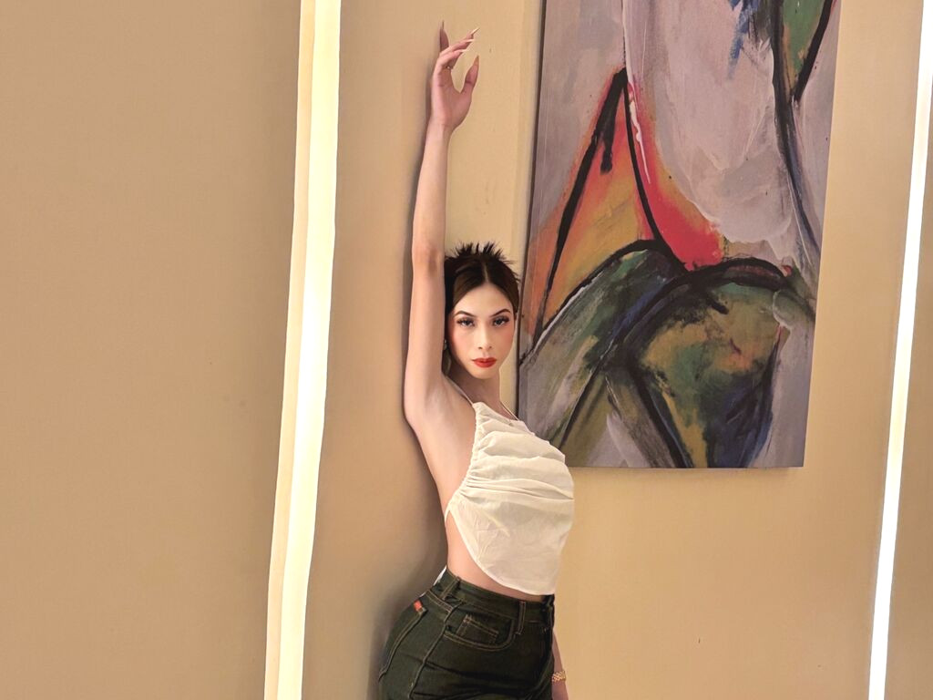 MayumiSebastian naked cam model gallery photo
