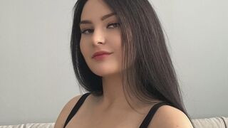 MeriAdals Nude