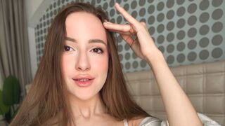 MertieStaheli 22 female live cam model profile