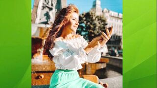 MiaAndrian 27 female live related cam model profile