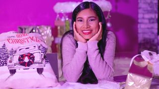 MiaEcheverry 19 female nude cam model profile