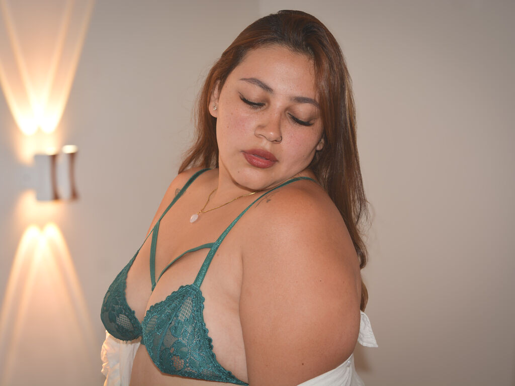 MiaParket nude cam model profile photo