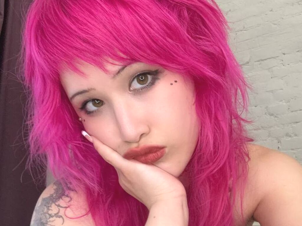 MikuLangly nude cam model profile photo
