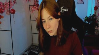 MilaParke 25 female erotic cam model profile