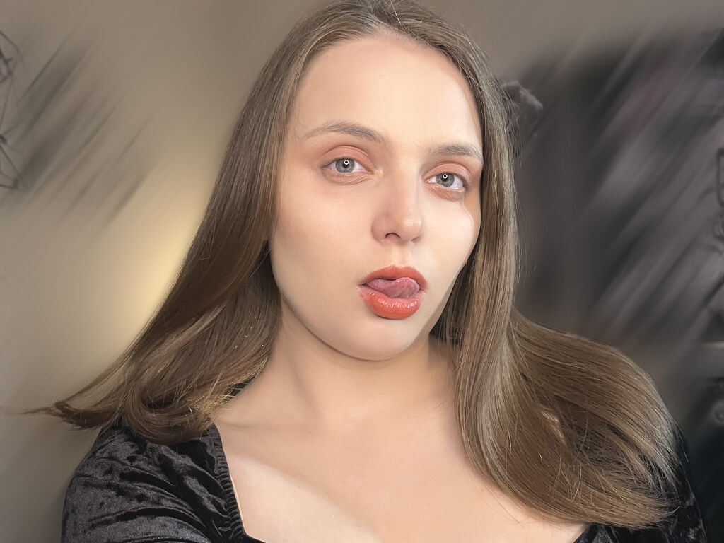 MilleyLovely nude cam model profile photo