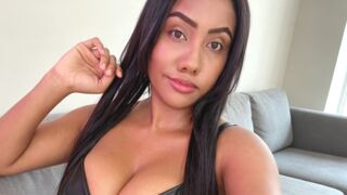 MinaCarreta 22 female fetish nude cam model profile