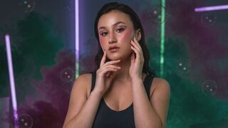 MirellaSwan 20 female erotic cam model profile