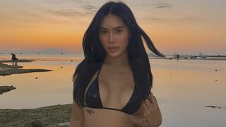 MiyaBear 24 transgender live cam model profile