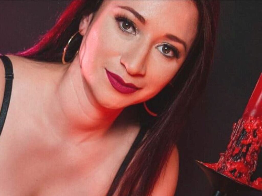 MonicaMitchel naked cam model gallery photo