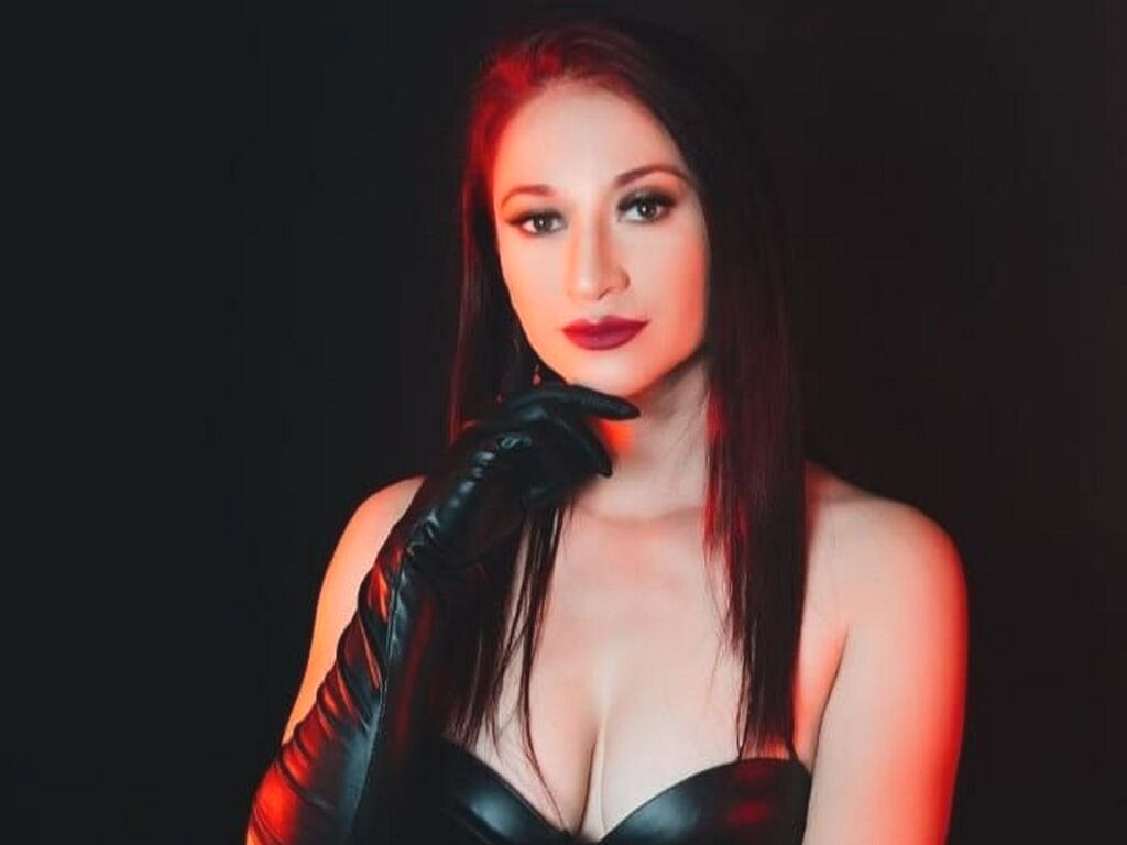 MonicaMitchel nude cam model profile photo