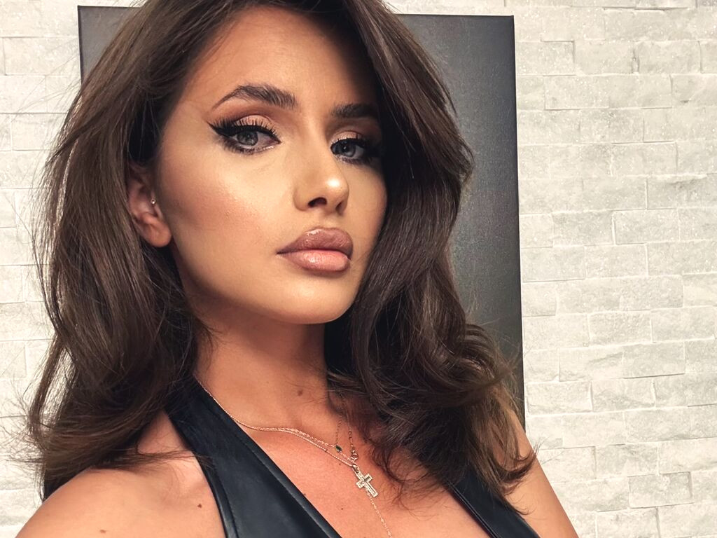 MoniqueSin nude cam model profile photo