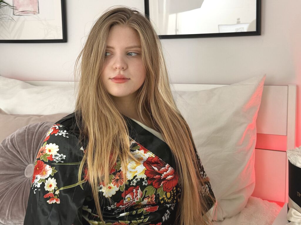 MorganEllis nude cam model profile photo