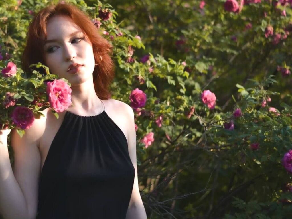 MyrtaGulliver nude cam model profile photo