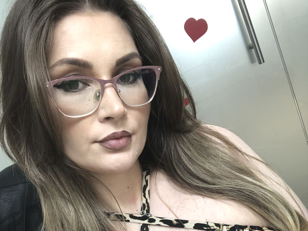 NadineRosse nude cam model profile photo