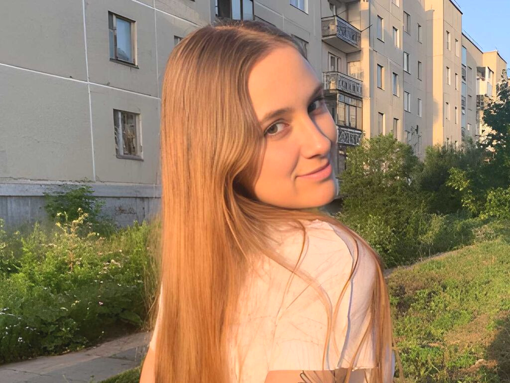 NatashaBoom nude cam model profile photo