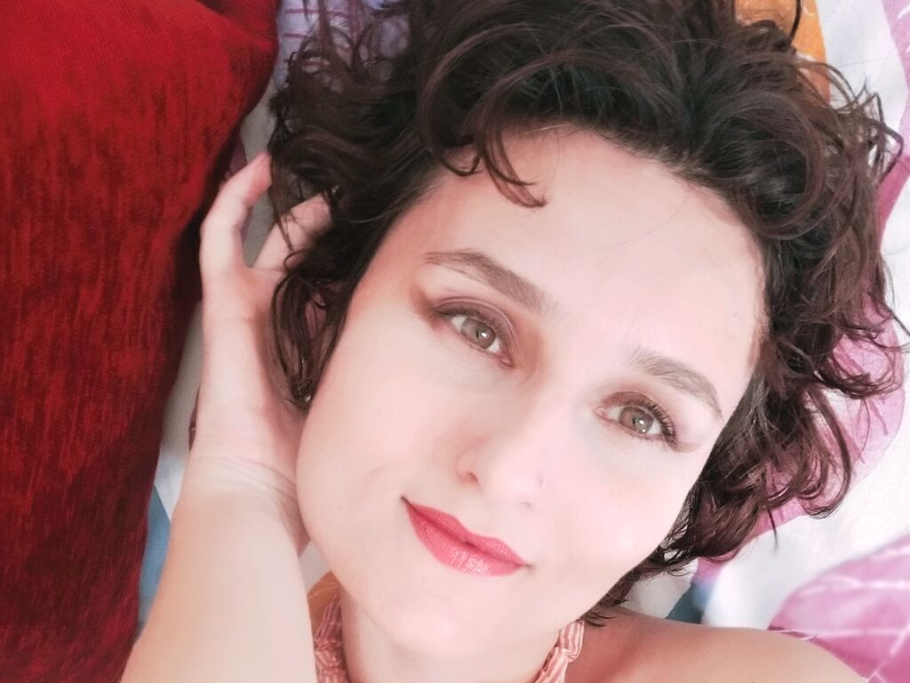 NatyRed Naked