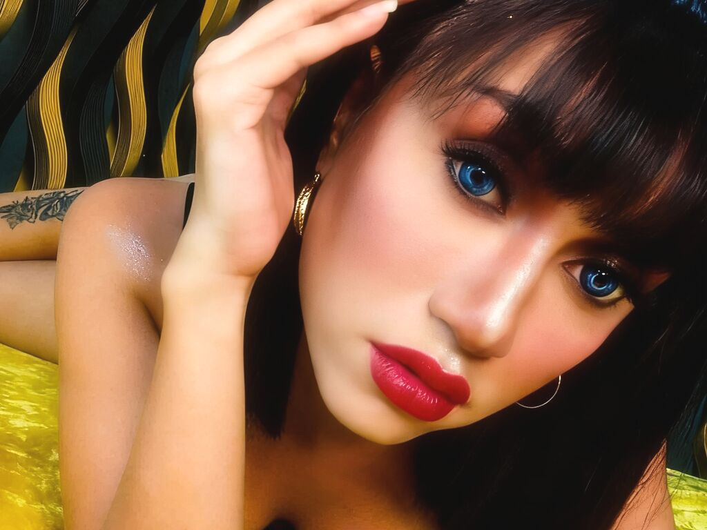 NeriahEvans naked cam model gallery photo
