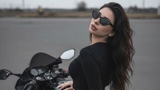 NikaBlekmun 24 female nude cam model profile