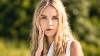 NikkiLane 21 female hot cam model profile