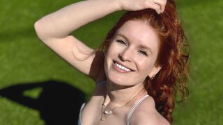 NinellSky 21 female live cam model profile
