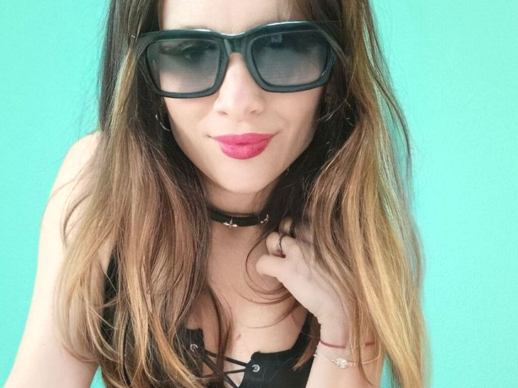 OlayaBlue nude cam model profile photo