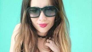 OlayaBlue 37 female sexy cam model profile