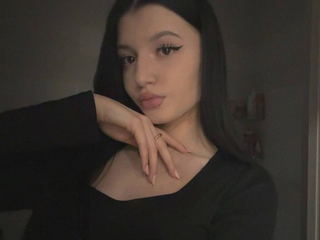 OliveViereck nude cam model profile photo