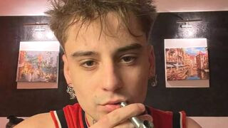 PhilMorgan 19 male sexy cam model profile