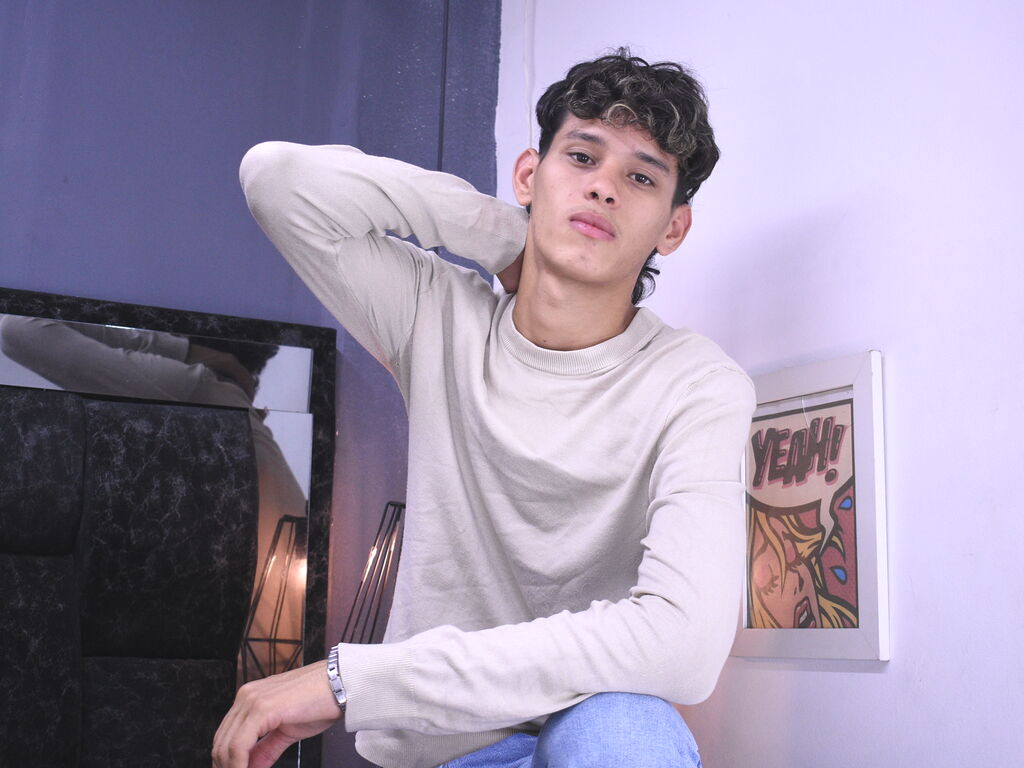 PitRoss nude cam model profile photo