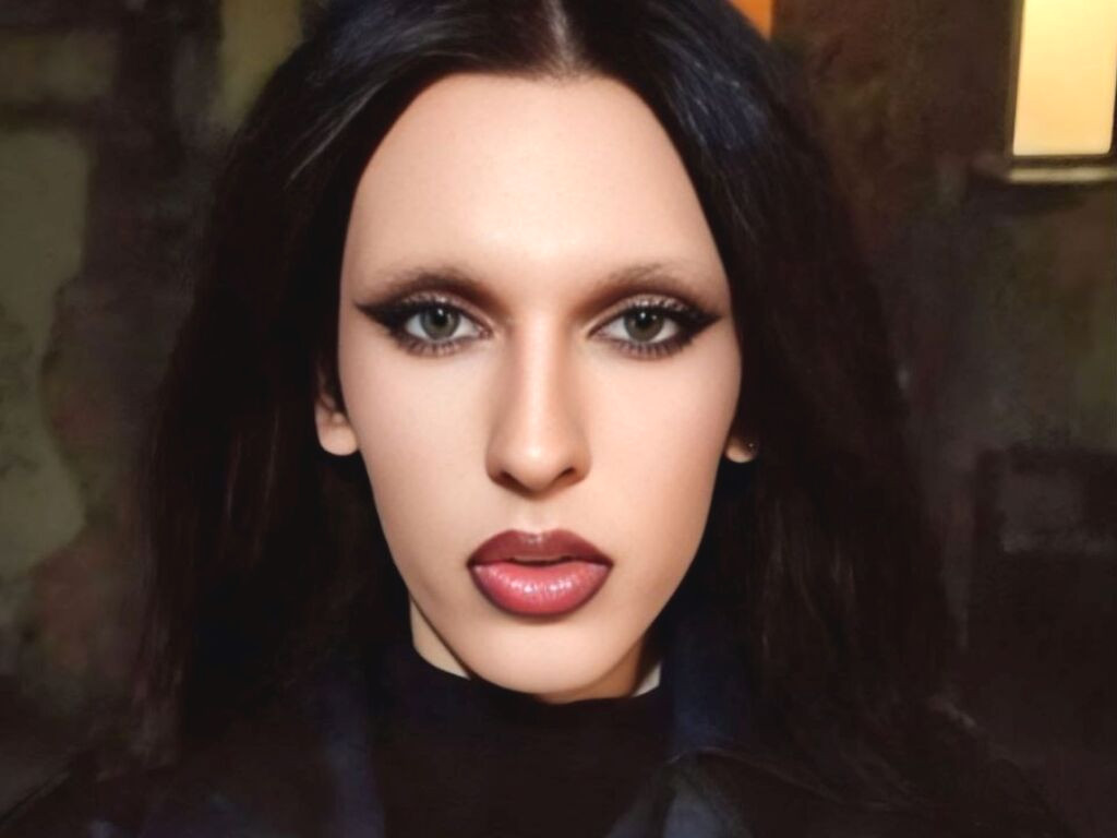 PolinaManson Naked