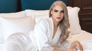 RebecaLoungs 24 transgender live cam model profile