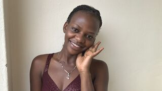 RemiNax 19 female strip cam model profile