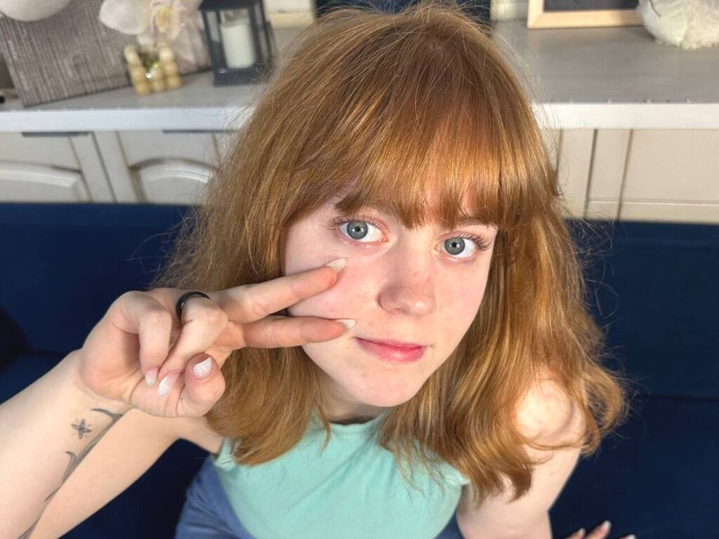 ReneKiki nude cam model profile photo
