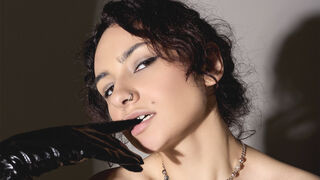 RianaSi 23 female erotic cam model profile