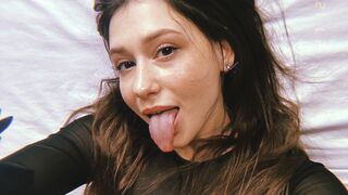RitaMoonllight 20 female nude cam model profile
