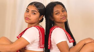 RobertaAndLupe 18 female lesbian strip related cam model profile