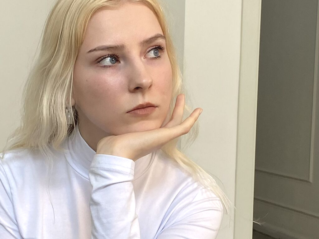 RosanaAllabaugh nude cam model profile photo