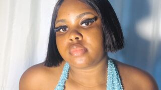 RoseSylver 29 female sexy cam model profile