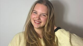 RoseWiliams 29 female strip cam model profile