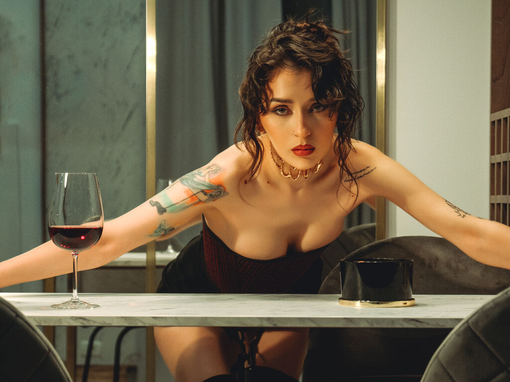 RubyCharmy naked cam model gallery photo