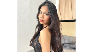 SafiraCroix 21 transgender naked cam model profile