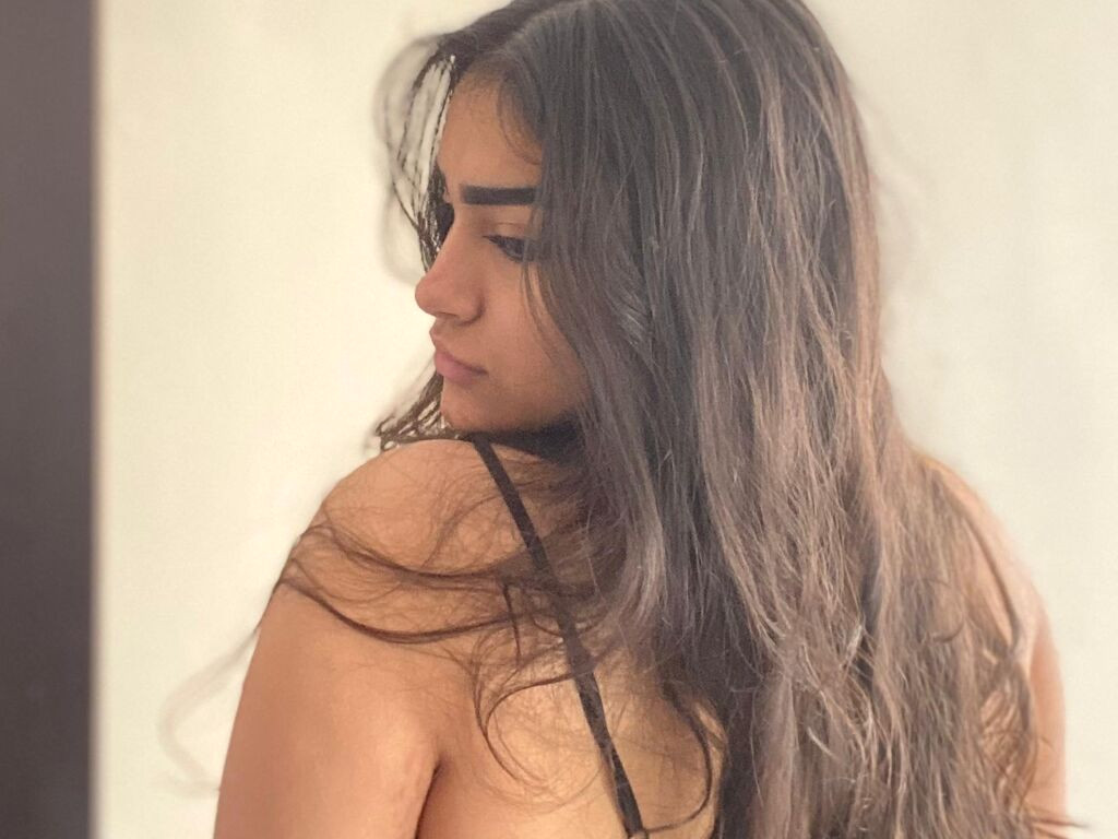 SamDeep Nude