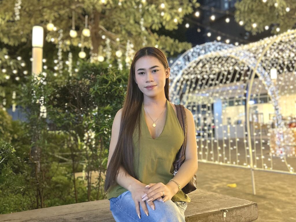 SamarianCarolina naked cam model gallery photo