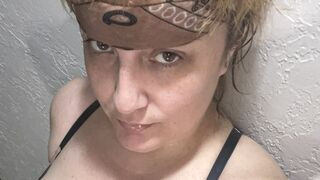 SamieAldridge 43 female nude cam model profile