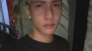 SanchezCamilo 18 male erotic cam model profile