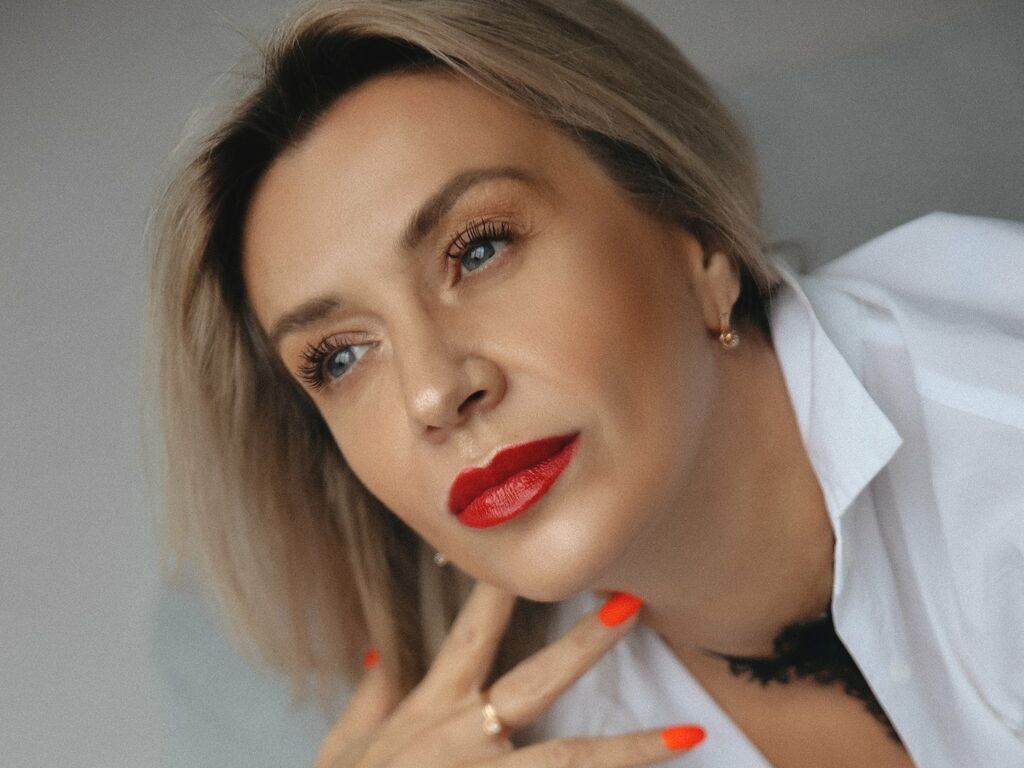 SandraAlissa nude cam model profile photo