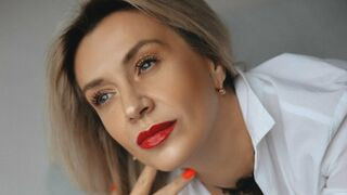 SandraAlissa 52 female mature sexy cam model profile
